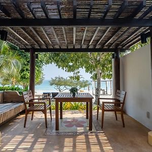 Villa mit Strandblick